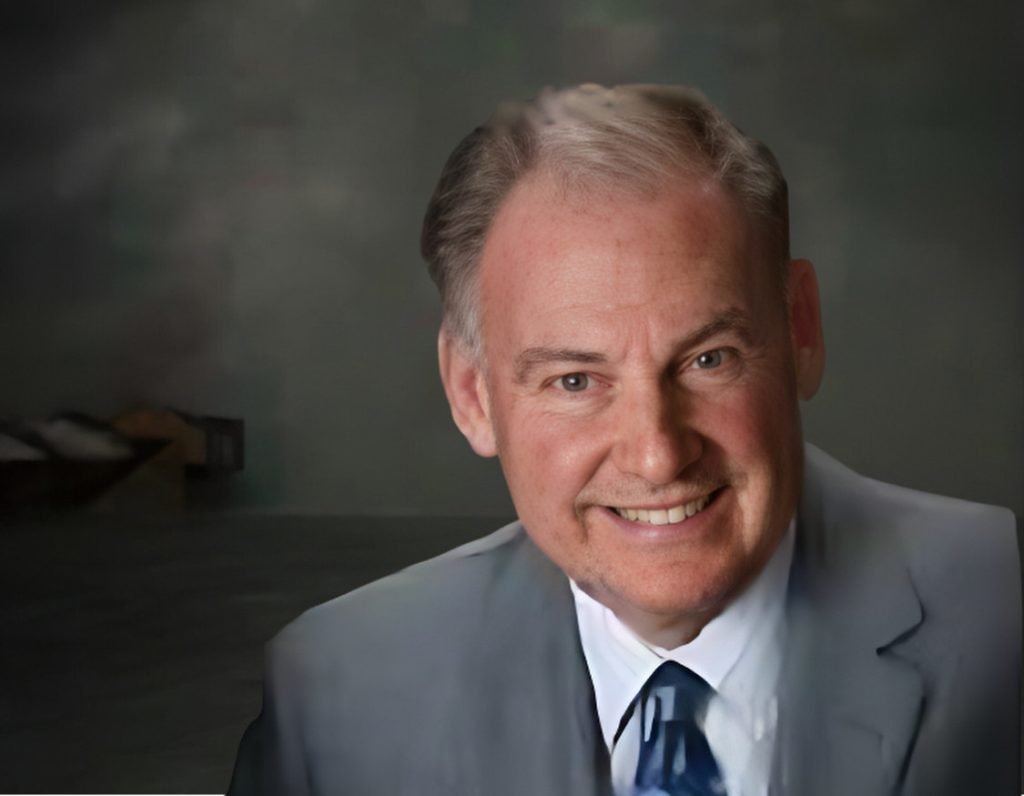 Attorney-Defends-me
